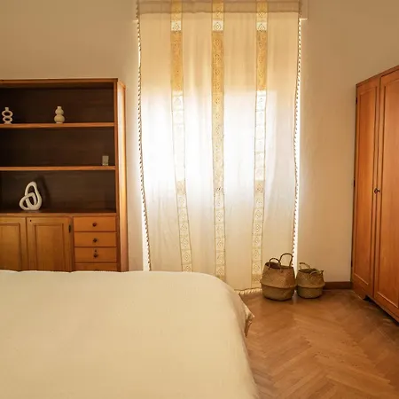 Il Carrubo אלגהרו